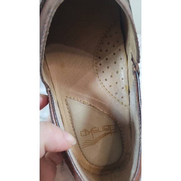 Dansko Brown Leather Clogs Size 38 Button Strap Slip On Comfort Shoes - Picture 6 of 8